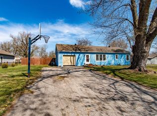 310 Chapel St, Baldwin City, KS 66006