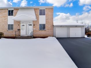 384 Fox Run, Rochester, NY 14606
