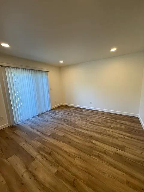 Union Manor — Photo 3