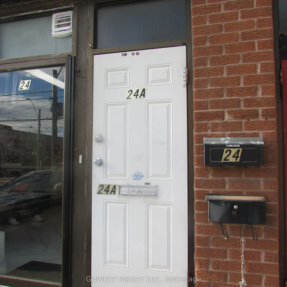 Building Photo - 24A Roncesvalles Ave #3