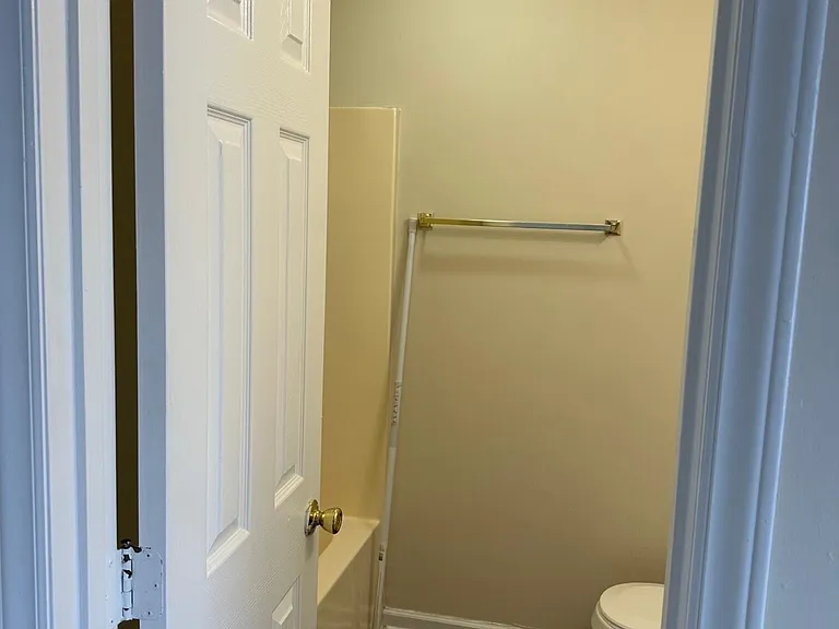 1119 Grovemont Dr #J6 — Photo 15