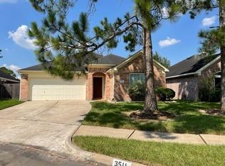 3511 Paigewood Dr, Pearland, TX 77584