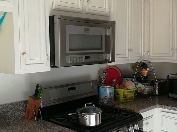 4th image of 10026 Karmont Ave