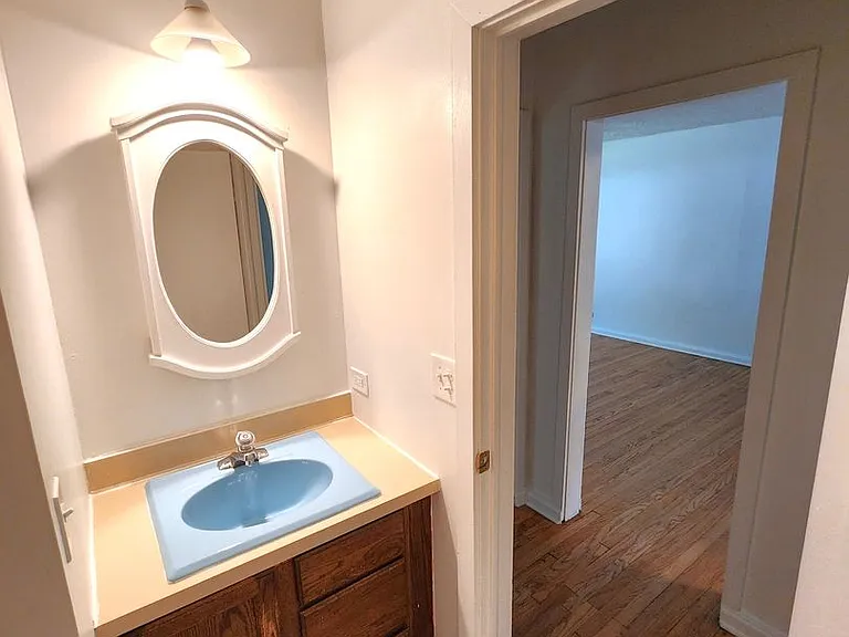 120 S Park St #1 — Photo 10