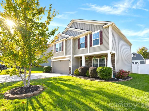 4708 McClure Rd, Charlotte, NC 28216