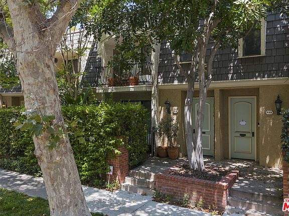 2nd image of 648 Wilcox Ave