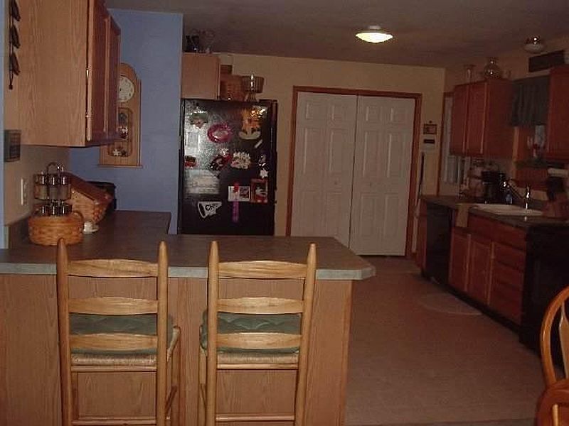 4th image of 5 FARR Road