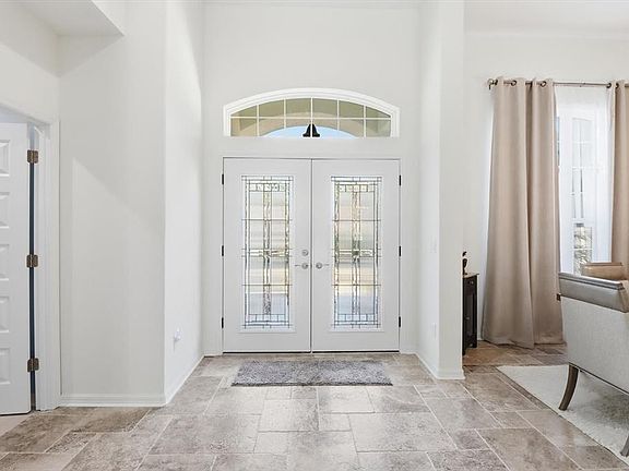 5th image of 4651 N Mapleview Way