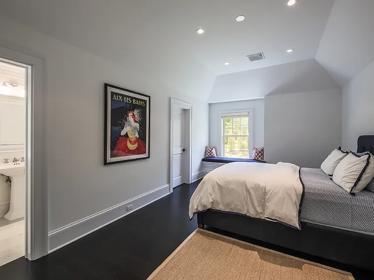 26 Golf Club Dr — Photo 11