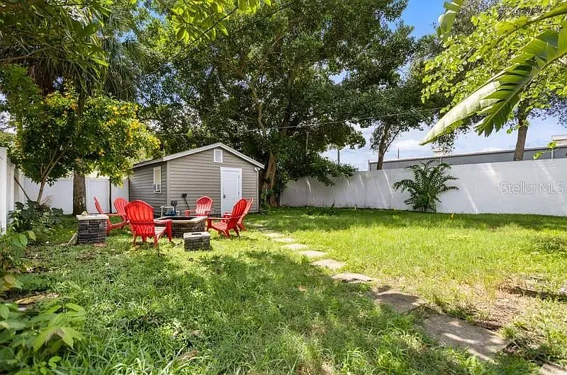2 bed, 866 sqft, $3,050 — Photo 3