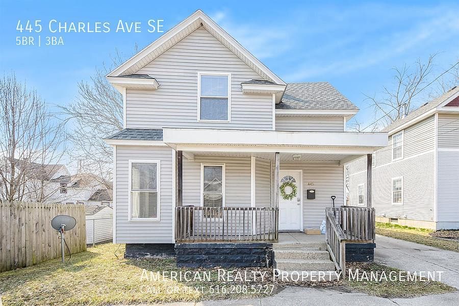 1st image of 445 Charles Ave SE