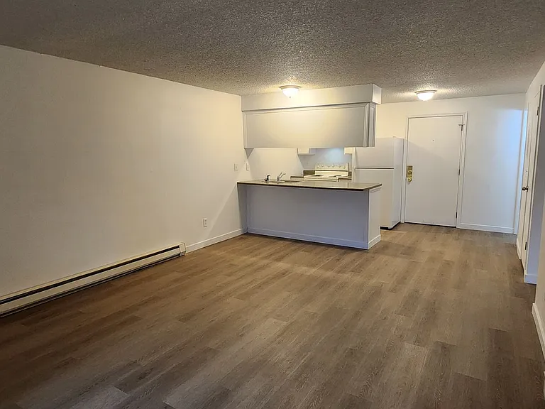 Eastern View Terrace Apartments — Photo 17