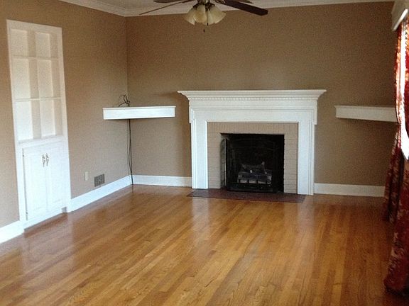 4th image of 1029 Grace St