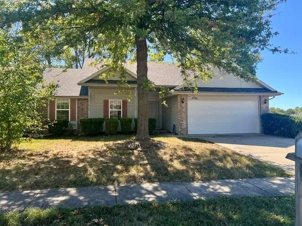 3726 W Kay Pointe Boulevard, Springfield, MO 65802