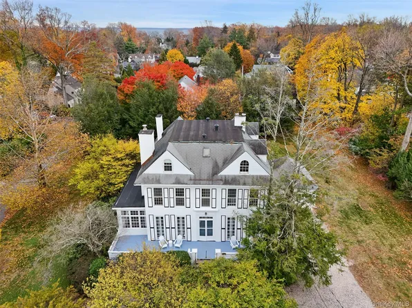 706 Fairway Avenue, Mamaroneck, NY 10543