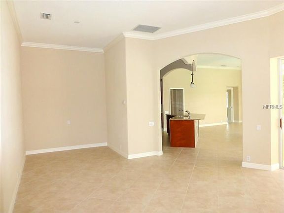 5th image of 299 Venice Golf Club Dr