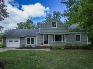 25595 Highland Rd, Richmond Heights, OH 44143