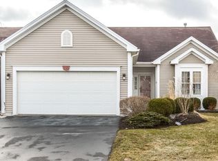 139 Stewart Pl, Canandaigua, NY 14424