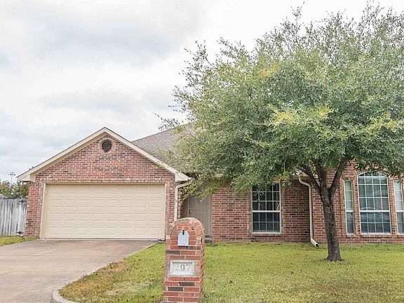4th image of 207 Amanda Ct