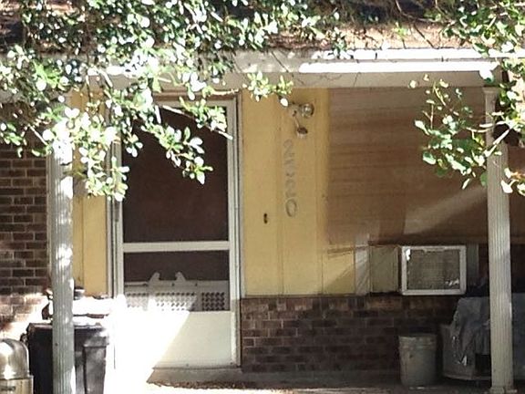 4th image of 2320 Pine Hill Pl