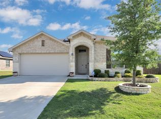 5320 Creek Hill Ln, Fort Worth, TX 76179