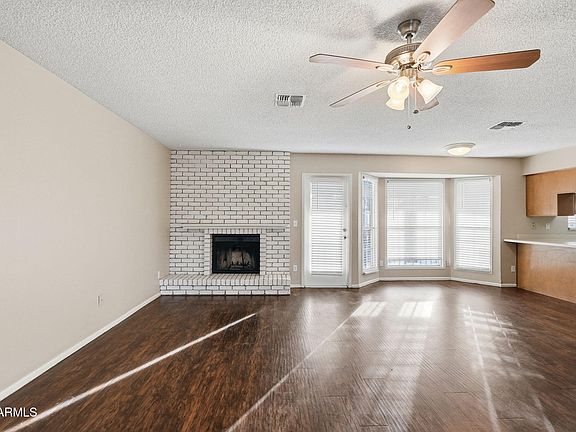 4th image of 1317 W ESTRELLA Drive