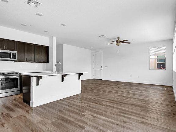 5th image of 5301 E Commerce Way Unit 34103