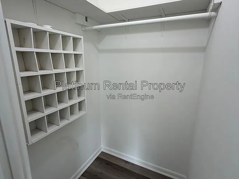 1868 Quarry Rd NW — Photo 16