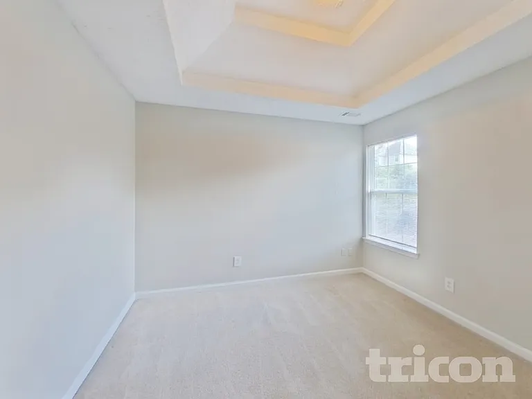 464 Berkshire Pl — Photo 11