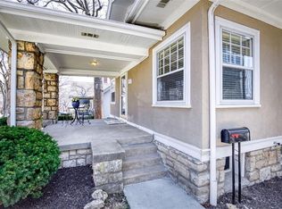 1423 W 50th St, Kansas City, MO 64112