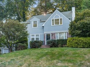 97 Oakview Ter, Short Hills, NJ 07078