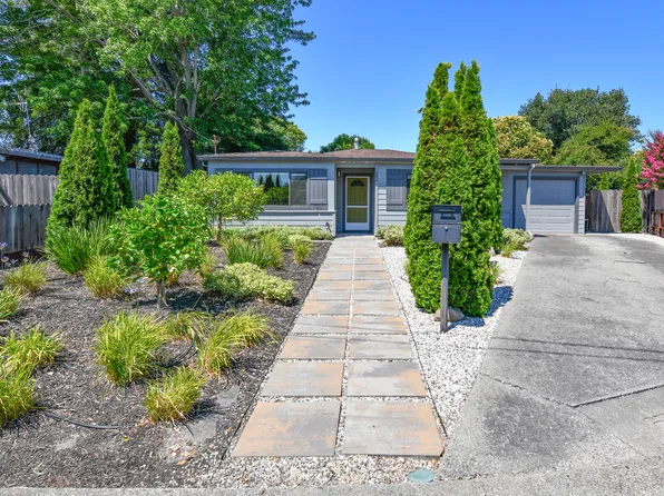 22 Patrick Ct, Napa, CA 94558