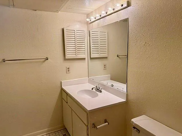 9101 Country Creek Dr #306 — Photo 6