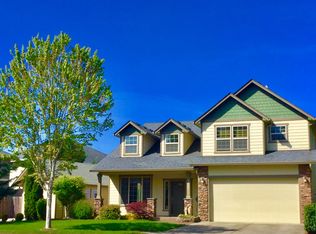 2384 Mountain River Dr, Lebanon, OR 97355