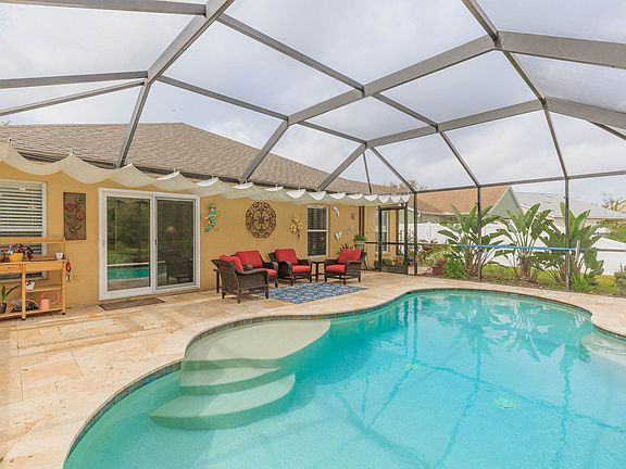 Pool - Lanai - Awning