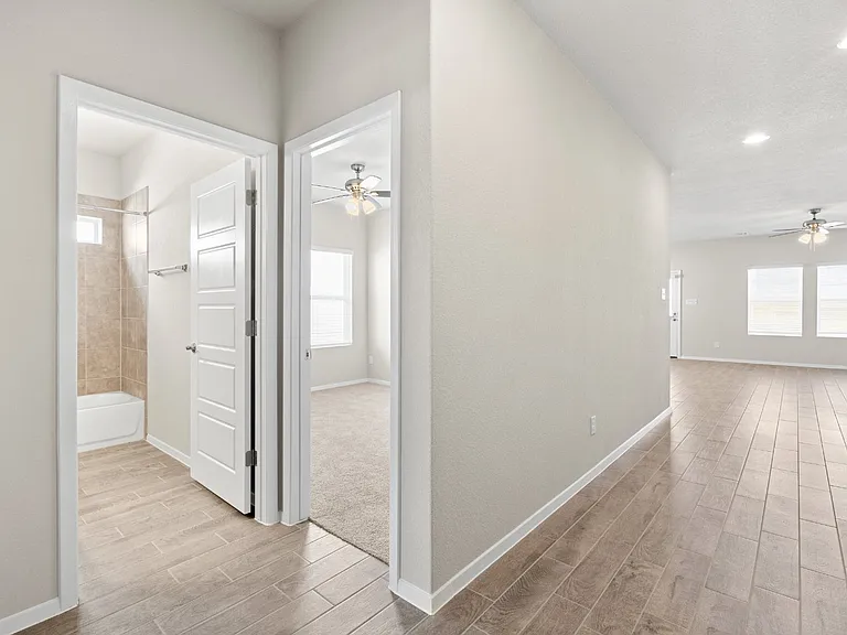 441 Hortus Dr — Photo 7