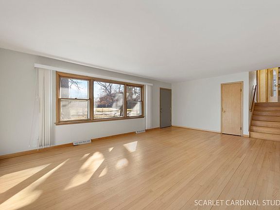 2nd image of 3620 Sterling Rd