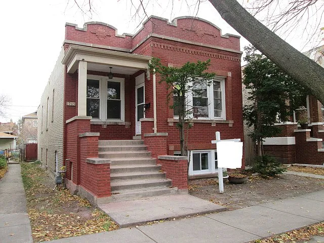 1905 S 57th Ave photo 1