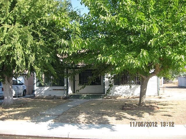 1st image of 936 9th St