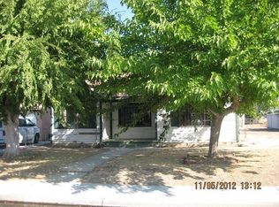 936 9th St, Orange Cove, CA 93646
