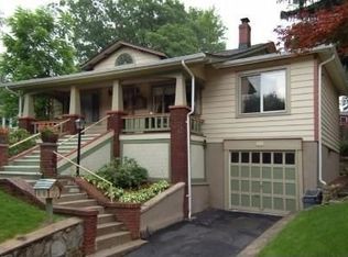 10 Hilltop Trl, Sparta, NJ 07871