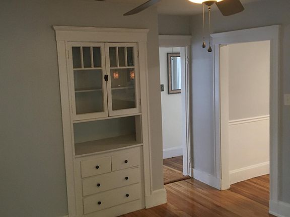 3rd image of 62 Hughes St