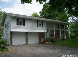 3409 Cold Springs Rd, Baldwinsville, NY 13027