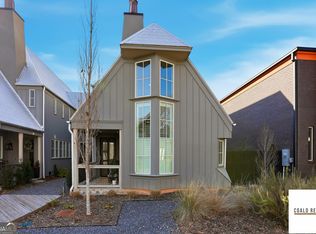 135 Channing Ln, Fayetteville, GA 30214