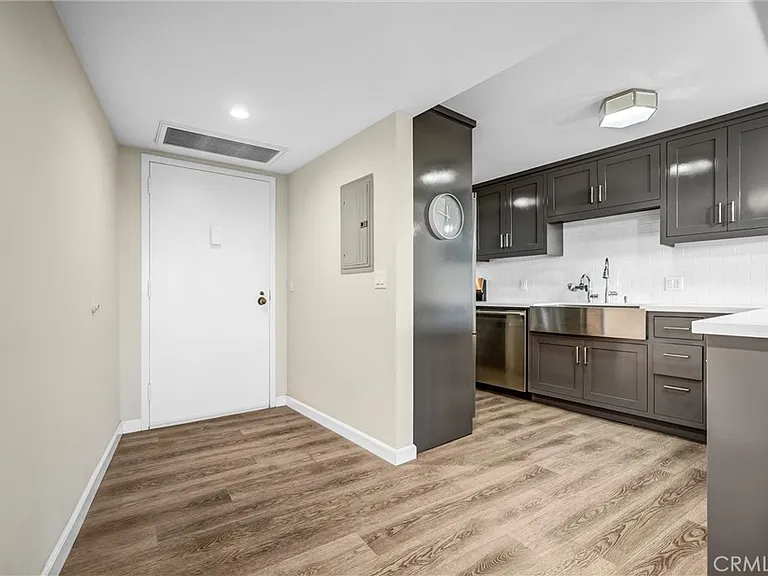 4337 Marina City Dr #141 — Photo 4