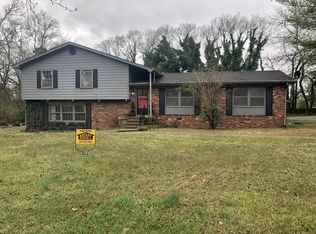 202 Donna Gale Dr, Gallatin, TN 37066