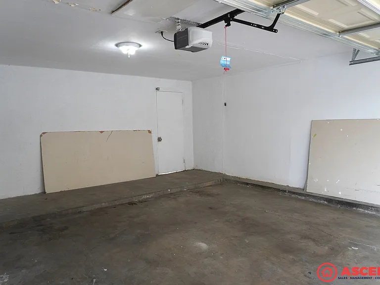 2661 Sunny Lane — Photo 17