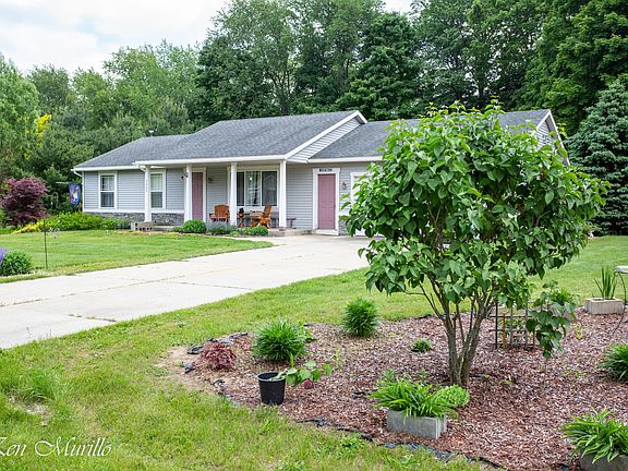 3rd image of 2990 Wetmore Dr