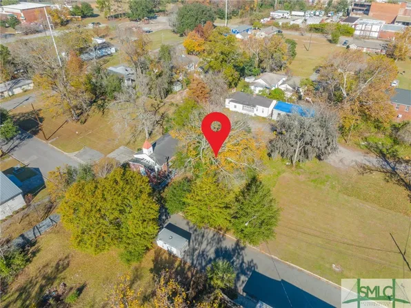 822 Wolf Street, Savannah, GA 31401