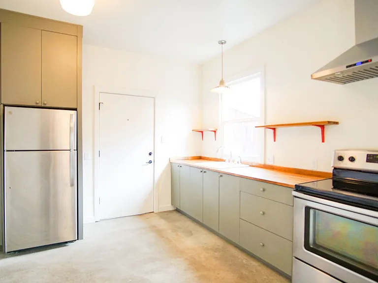 6426 N Princeton St #3 — Photo 1